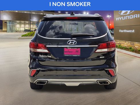 Used 2017 Hyundai Santa Fe FWD image 8