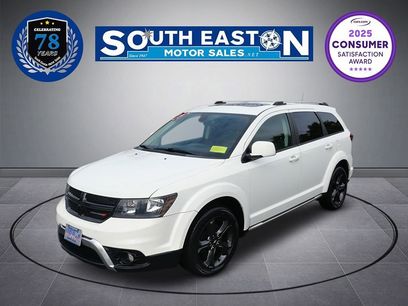 Used 2019 Dodge Journey Crossroad w/ Nav & Sun Group