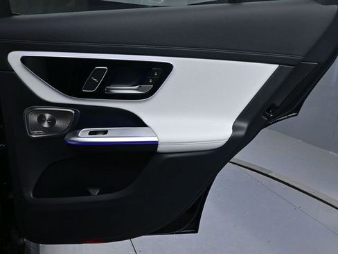 Used 2026 Mercedes-Benz GLC 300 GLC 300 image 29