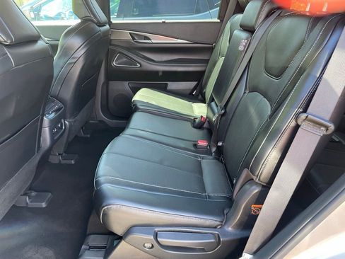 Used 2023 INFINITI QX60 Luxe w/ Performance Audio Package AWD/4WD image 8