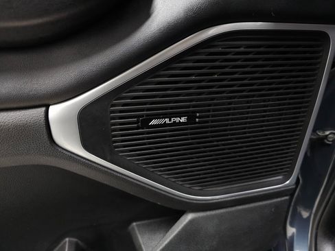 Used 2024 Jeep Wagoneer Series III image 15