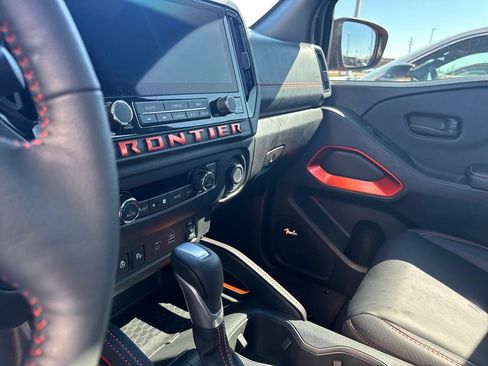 Used 2026 Nissan Frontier PRO-4X w/ Pro Premium Package image 13