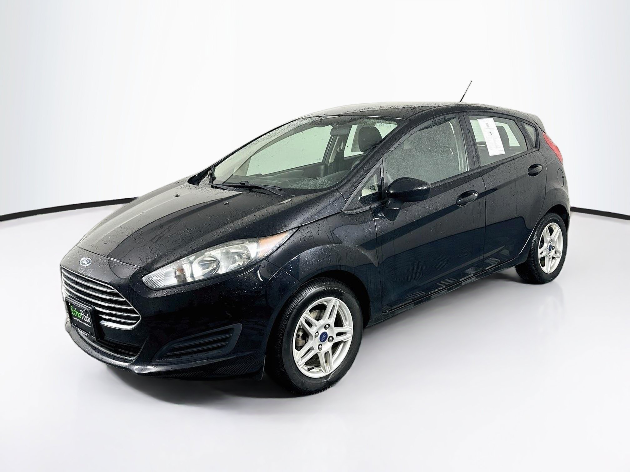 Used 2018 Ford Fiesta SE FWD image 3