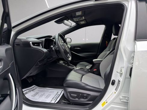 Used 2022 Toyota Corolla XSE image 9