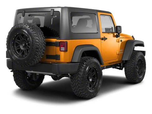 Used 2012 Jeep Wrangler Sahara w/ Connectivity Group AWD/4WD image 2