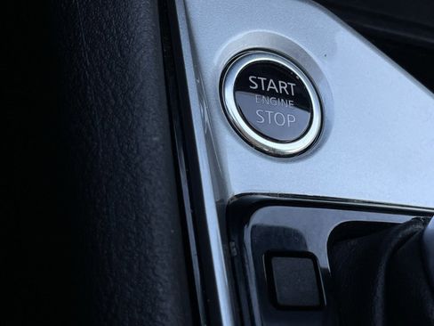 Used 2024 Nissan Altima 2.5 SV image 16