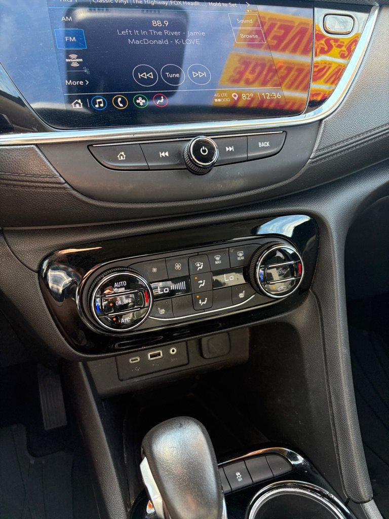 Used 2021 Buick Encore GX Select FWD image 18