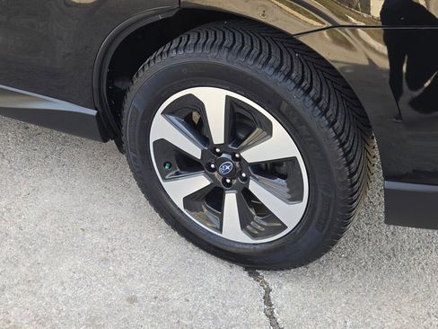 Used 2017 Subaru Forester 2.5i Limited image 14