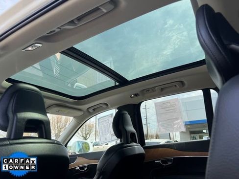 Used 2021 Volvo XC90 T6 Momentum AWD/4WD image 17