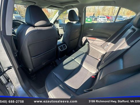 Used 2017 Acura TLX w/ Technology Package image 16
