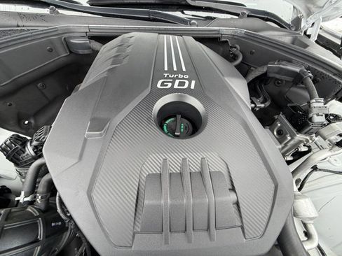 Used 2019 Genesis G70 2.0T Advanced w/ Elite Package image 39