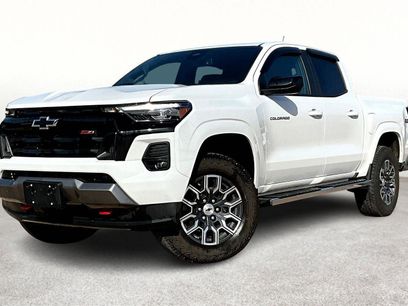 Used 2024 Chevrolet Colorado Z71 w/ Z71 Convenience Package 2