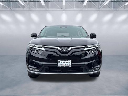 New 2025 VinFast VF 8 Eco AWD/4WD image 2