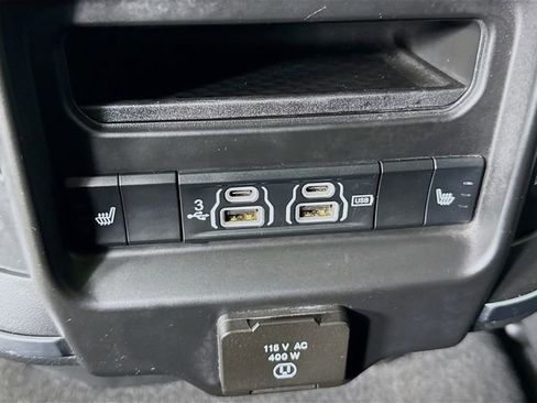 Used 2019 RAM 1500 Laramie RWD image 26