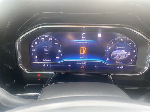 Used 2023 Chevrolet Silverado 1500 LT AWD/4WD image 18