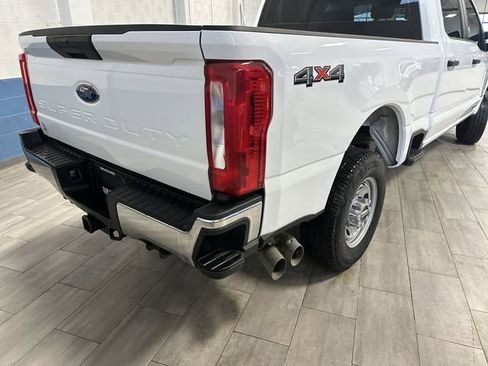 Used 2023 Ford F250 XL w/ XL Chrome Package image 32