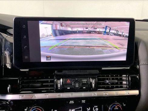 New 2026 Nissan Pathfinder SV image 31