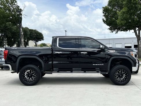Used 2021 GMC Sierra 1500 SLT AWD/4WD image 3
