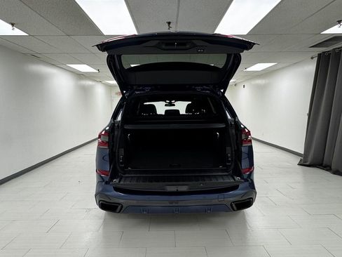 Used 2023 BMW X5 M50i w/ Executive Package image 37