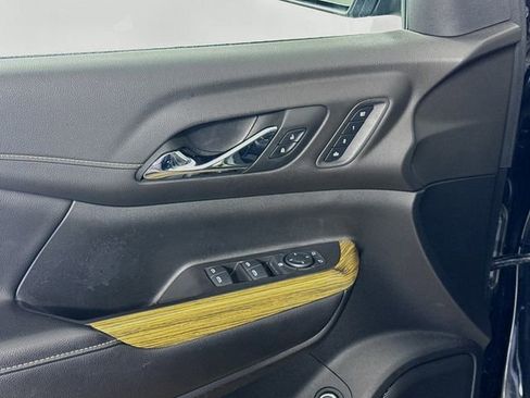 Used 2019 GMC Acadia Denali w/ Technology Package image 18