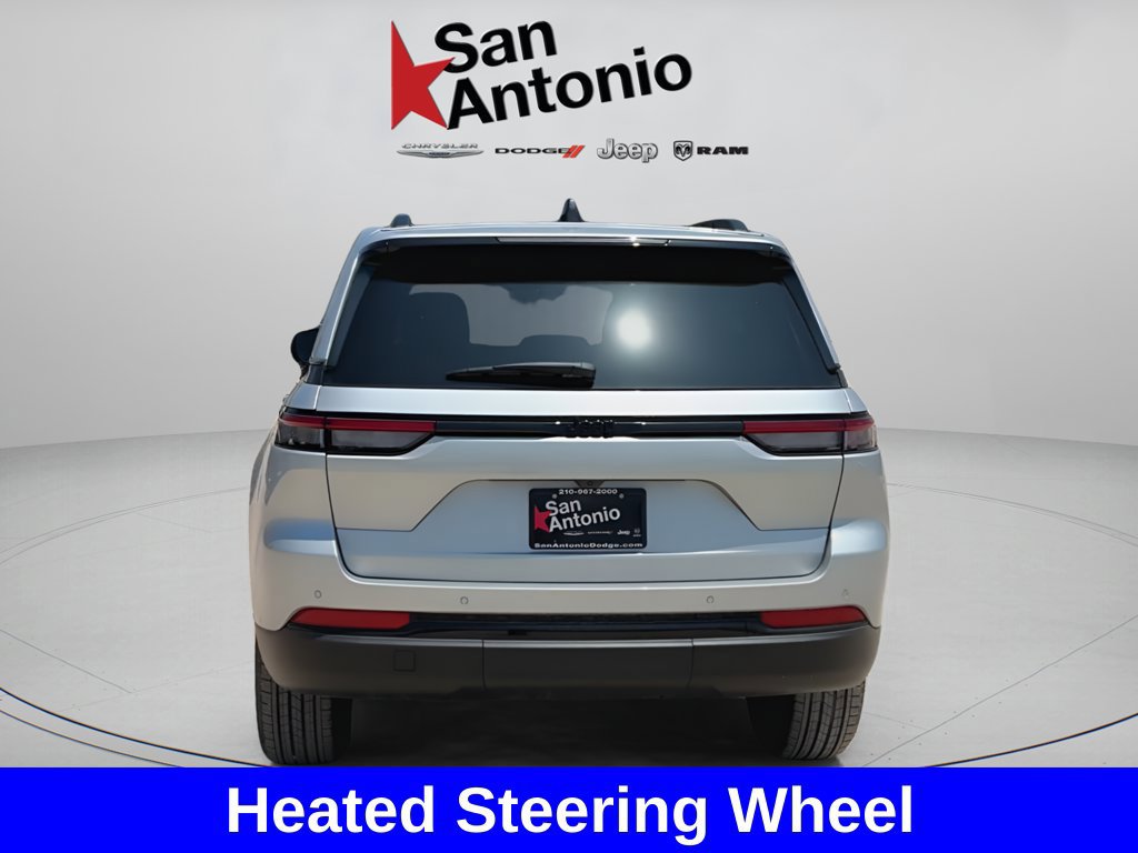 New 2025 Jeep Grand Cherokee Altitude RWD image 13