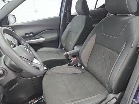 Used 2020 Nissan Kicks SV FWD image 14