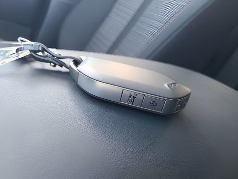 New 2026 Kia Sorento LX FWD image 31