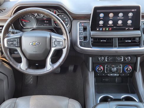 Used 2021 Chevrolet Tahoe Z71 w/ Z71 Signature Package image 28