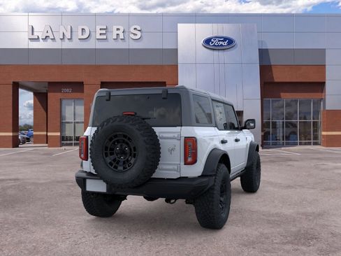 New 2026 Ford Bronco Badlands w/ Sasquatch Package AWD/4WD image 8