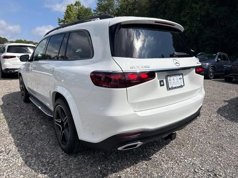 Used 2026 Mercedes-Benz GLS 450 4MATIC image 4
