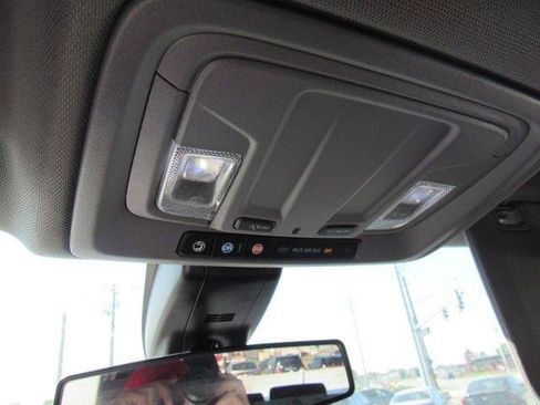 Used 2021 Chevrolet Silverado 1500 LT w/ Safety Package II AWD/4WD image 41