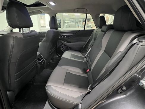 Used 2025 Subaru Outback Onyx Edition XT image 12