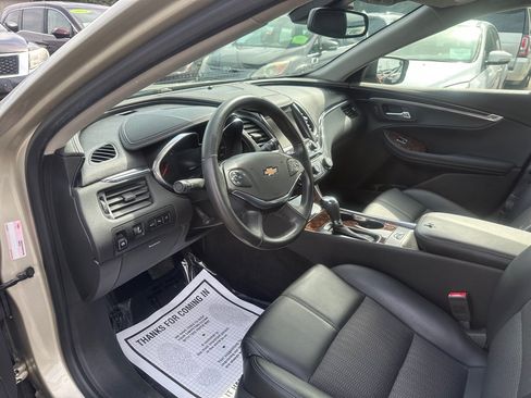 Used 2014 Chevrolet Impala LT w/ Convenience Package FWD image 7