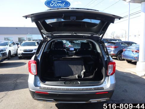 Used 2022 Ford Explorer XLT w/ Equipment Group 202A image 30