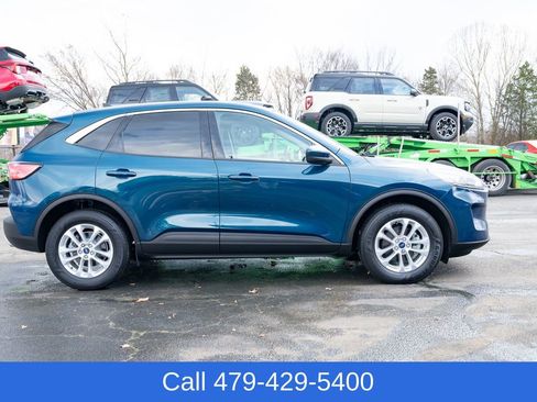 Used 2020 Ford Escape SE image 7