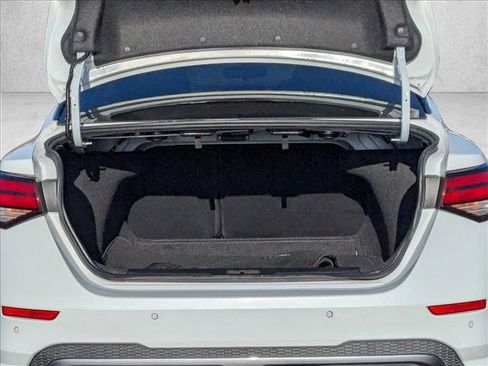 Used 2023 Nissan Sentra SR w/ Trunk Package image 6