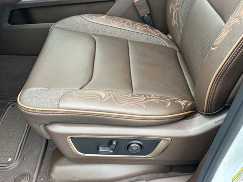 New 2026 RAM 1500 Limited w/ Trailer Tow Group image 14