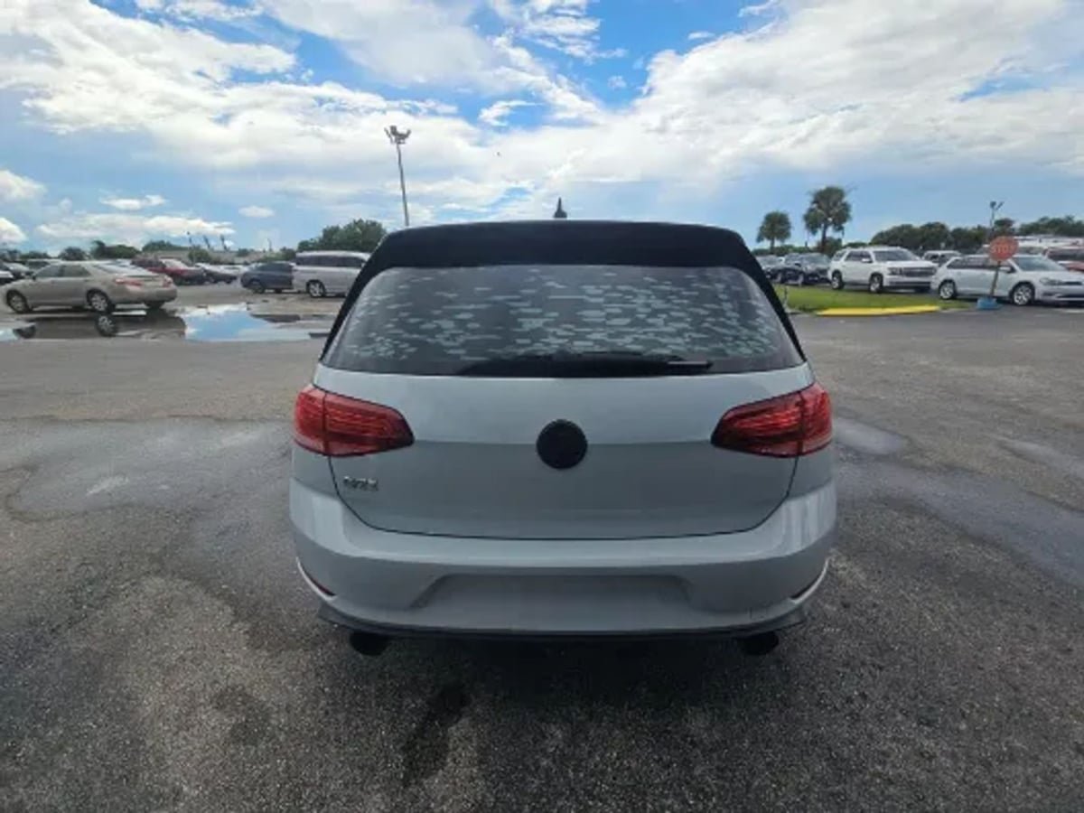 Used 2018 Volkswagen GTI S FWD image 4