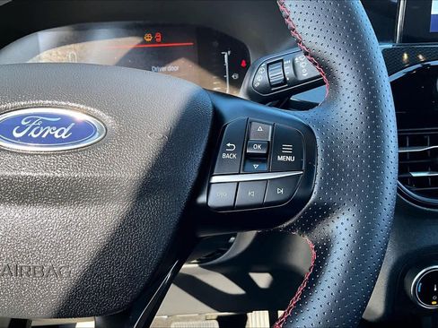 Used 2025 Ford Escape ST-Line image 23