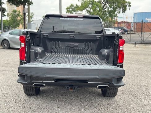 Used 2020 Chevrolet Silverado 1500 Custom w/ Custom Value Package RWD image 8