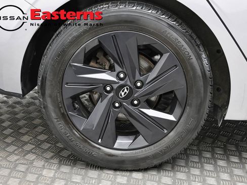 Used 2021 Hyundai Elantra SEL w/ Convenience Package FWD image 29