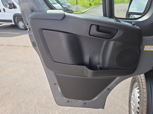 New 2026 RAM ProMaster 2500 w/ Convenience Group image 5