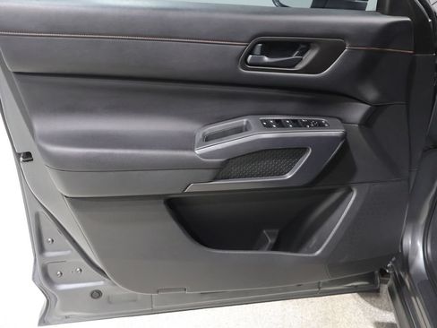 Used 2024 Nissan Pathfinder Rock Creek AWD/4WD image 13