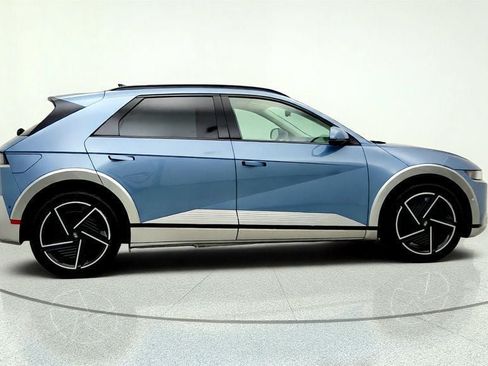 Used 2025 Hyundai Ioniq 5 Limited AWD/4WD image 4