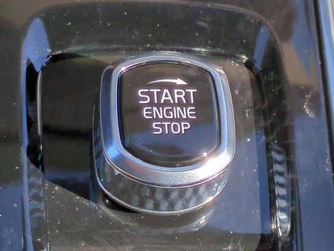 New 2026 Volvo XC60 T8 Plus image 25