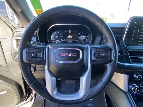 Used 2024 GMC Yukon SLT image 26