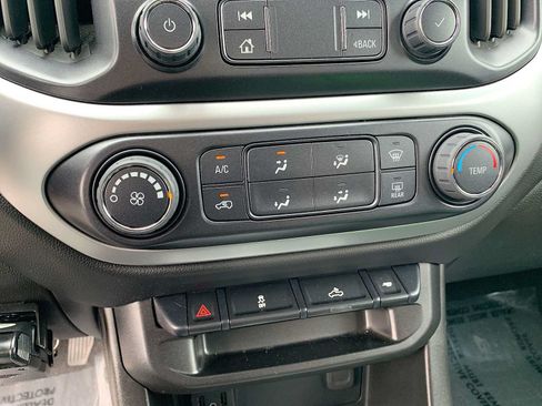 Certified 2022 Chevrolet Colorado LT w/ LT Convenience Package AWD/4WD image 16