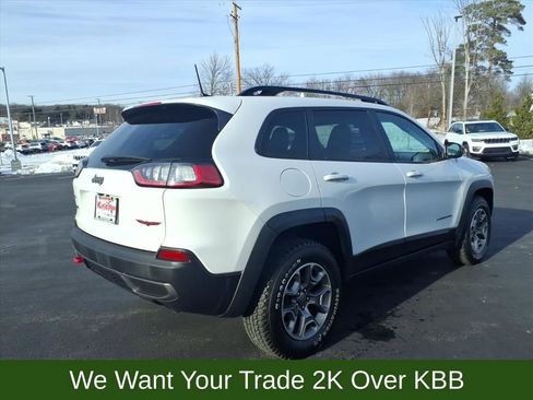 Used 2022 Jeep Cherokee Trailhawk w/ Sun, Sound & Nav Group image 6