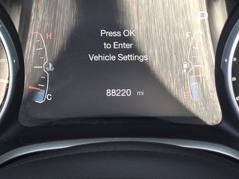 Used 2018 Jeep Compass Latitude w/ Popular Equipment Group AWD/4WD image 19
