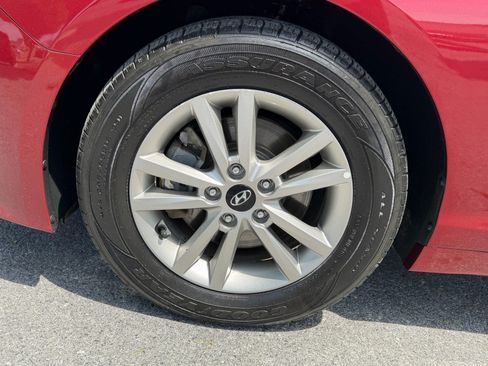 Used 2016 Hyundai Sonata SE FWD image 8